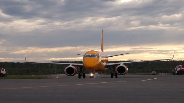 Стригино. Встреча "Саратовских Авиалиний", 05.06.2016г. смотреть онлайн