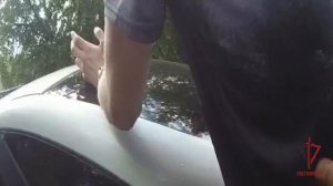 В Москве житель занимался эксгибиционизмом у детского сада.