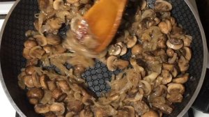 Вкуснейшие грибы ШАМПИНЬОНЫ в сметане. Простой и вкус?