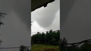 Смерч в Шаховской, Московская область, Россия. (04.08.2017)