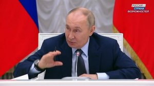 Победитель конкурса «Флагманы образования» Антон Муромцев предложил запустить совместный проект