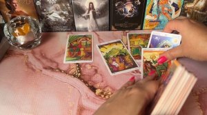 Что Он чувствует к Тебе сейчас 🔮Расклад по вариантам