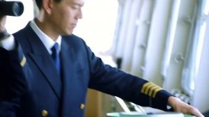 Почему контейнеровозы не тонут даже при волнах 11 метр?