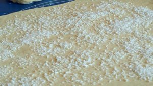 Булочки с кокосовой стружкой