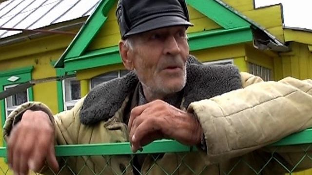 Старейший житель высказывает предположение, что топоним «Луневка» происходит от слова «Луна»