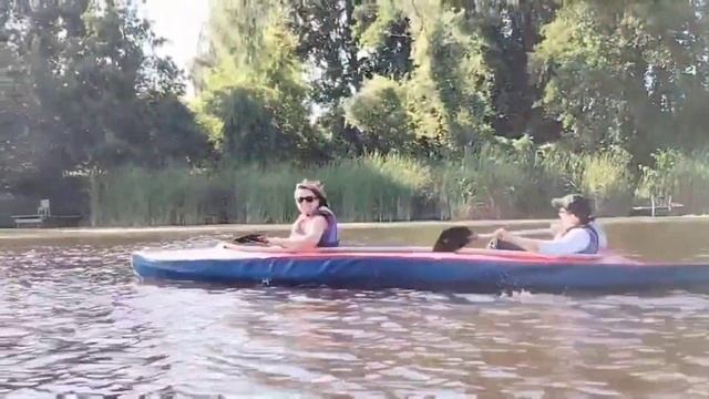 Август, солнце, ветер, река Мухавец и мы на байдарках. смотреть онлайн