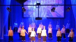 Колектив естрадного танцю "ФРЕШ" хореографічний номер