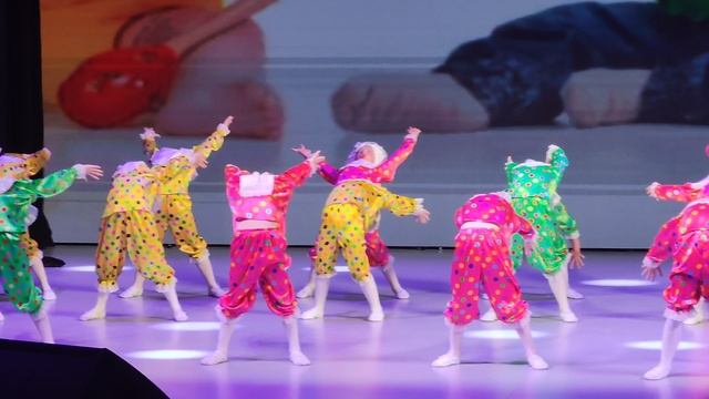 Танец "Топает малыш" образцовый хореографический ансамбль "Атлантика" г. Севастополь 23.05.25