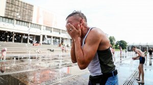 Аномальная жара накрыла Москву. Температура воздуха прогрелась до 30 градусов тепла