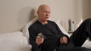 Гоша Карцев о том, что лежит на его прикроватном столи?