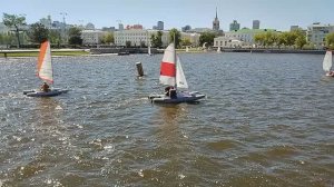 Гонки парусников на Городском пруду