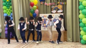 Танец для мальчиков на выпускной в детском саду.