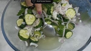 Салат "Нежинский" из огурцов с луком. Самый быстрый сал