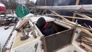 РЕМОНТНЫЙ ЯХТИНГ | делаем переборку и начинаем камбуз