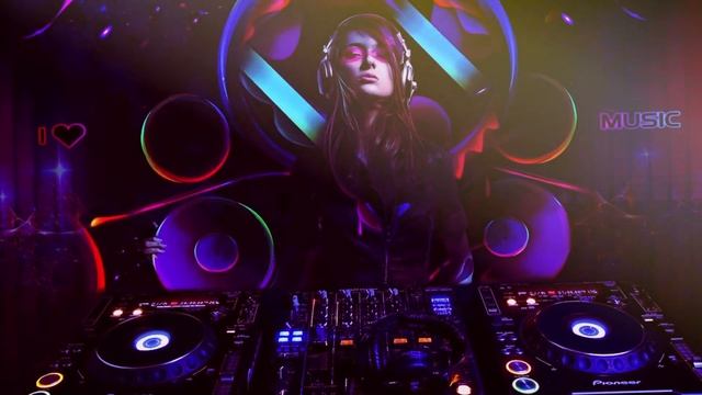 Клубная музыка в машину 7 - Ремиксы в машину 2022 - КЛУБНЯК смотреть онлайн