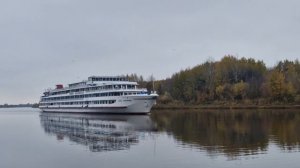 т/х Феликс Дзержинский зашел в затон