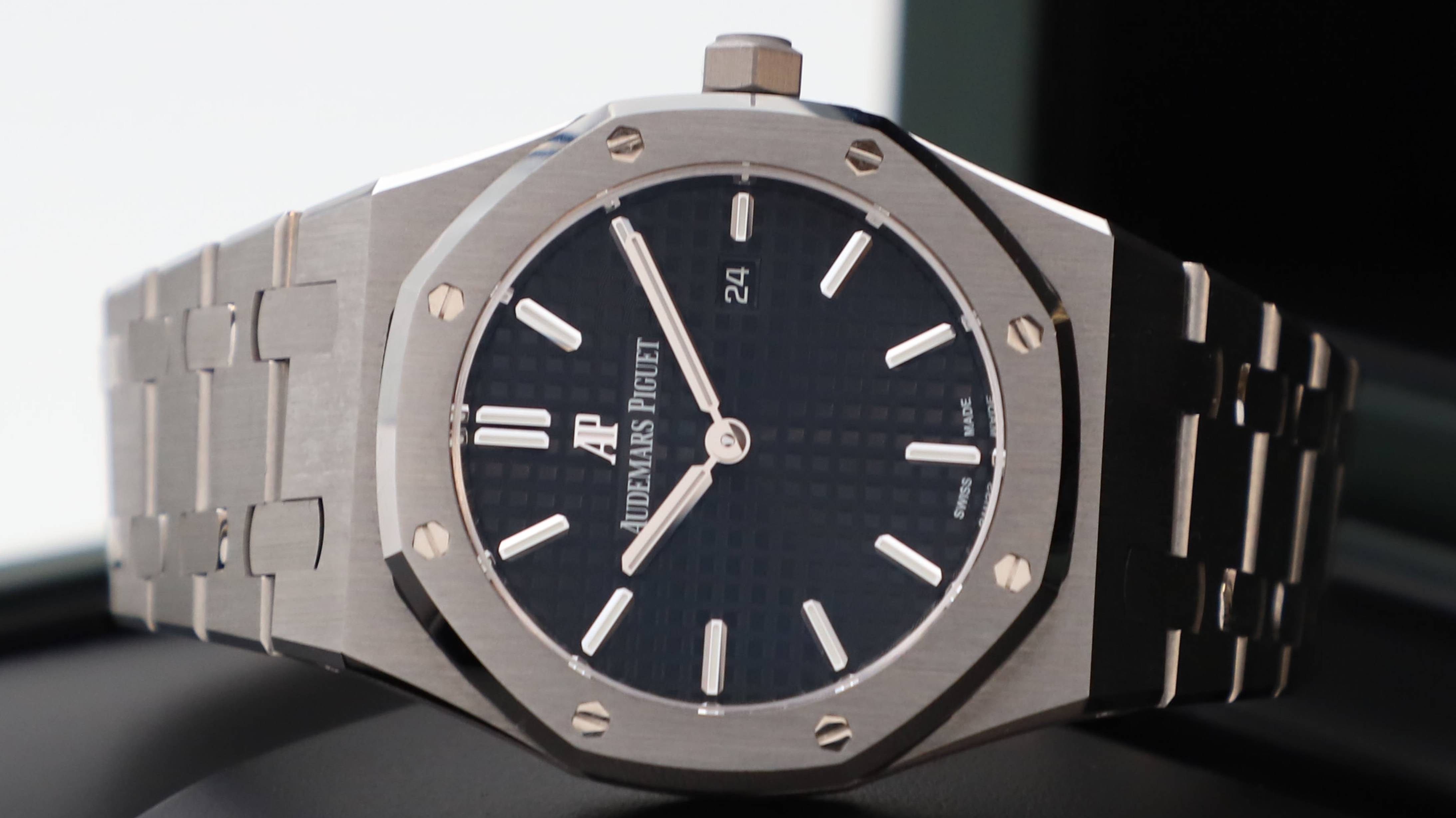 Audemars Piguet Royal Oak Quartz 33 mm 67650ST.OO.1261ST.01 смотреть онлайн