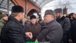 Рамзан Кадыров посетил похороны матери Главы Республ?