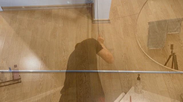 Как установить стеклянную шторку на ванну смотреть онлайн