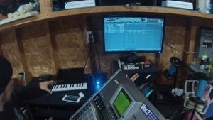 Roland MV-8000 - Sampling From Iphone, Ipad etc