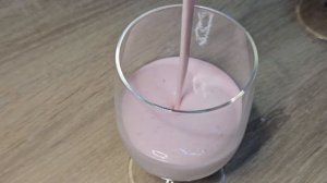 Тает во рту! Легкий десерт из маскарпоне и клубники