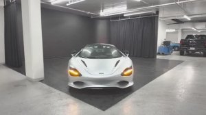 McLaren 750S Coupe