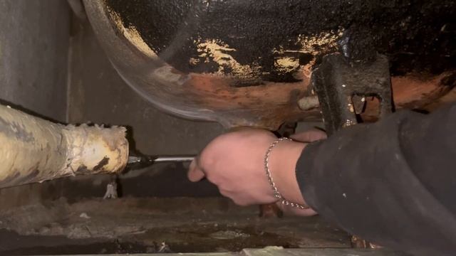 Замена металлического слива ванны на пластиковый смотреть онлайн