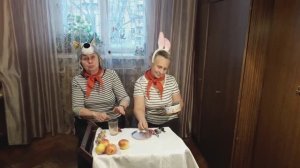 Позитивная песенка от "Нью погоди". Группа Ирины Овсянниковой, активное долголетие.