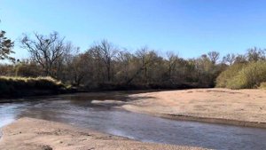 Лодка Аляска и водомет 9.9 проход по мелководью.