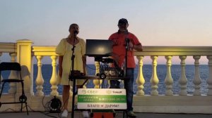 Кавер Играет Дассен