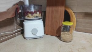 Узнала, как в ресторане делают мягкое мороженое (тепер