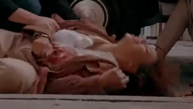 Смерть Рэндела и Митчелл/Банда Фушона гонится за Наташей и Ченсом/Трудная Мишень/1993 смотреть онлайн