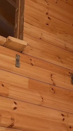 Необычные решения при строительстве загородного дома из клееного бруса