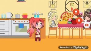 Уродливая дочь не заслуживает любви 2/5 (теперь честей😊)