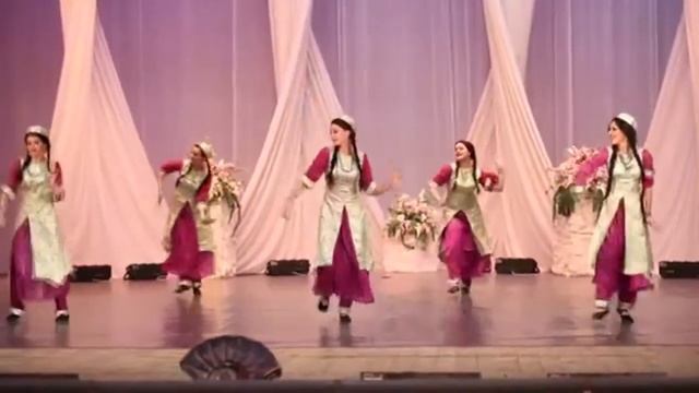 Узбекский танец