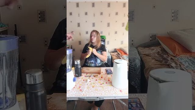 Готовим Овсянку с бананом и смузи #breakfast смотреть онлайн