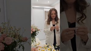 Мужчина жалеет деньги, если женщина не принимает любовь и жертвует собой. Важно ценить и любить себя