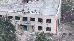 Минобороны показало кадры боевой работы при освобождении Старой Николаевки в ДНР