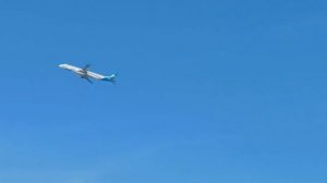 aereo prende altezza volo #youtube самолет набирает высоту полета #like