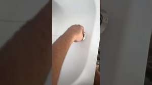 Установка сифона А-40089 на ванну.
