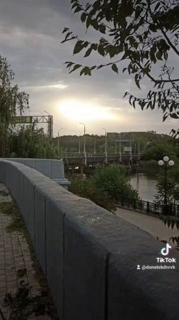 Утро на набережной Донецка