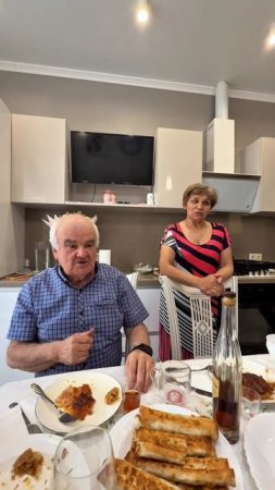 На эти майские мы поехали к папе. К родным. Просто побыть вместе.