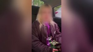 В Санкт-Петербурге полицейские задержали девушку, совершившую противоправное деяние