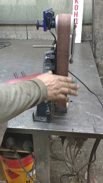 Гриндер с приводом от ушм смотреть онлайн