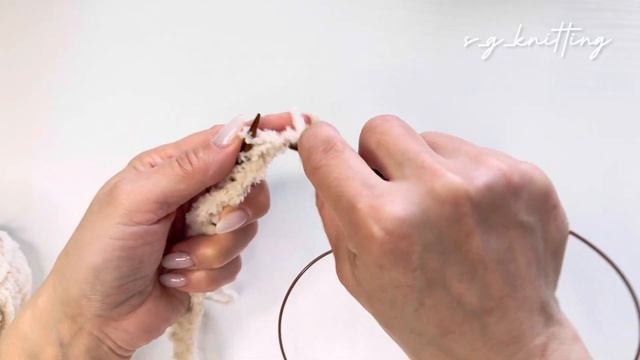 Видео 5. Имитация фабричного края. Вяжем жилет по фото - смотреть онлайн