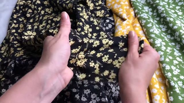 Ткань для пошива платья в деревенском стиле. Вискоза в цветочек.