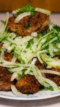 Люля кебаб из баранины жареный на сковороде