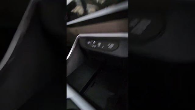 New KIA Carnival 2.2 Diesel 7seat - Signature (видеообзор автомобиля в Республике Корея).