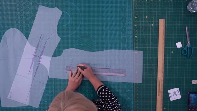 Маленькое НЕ черное платье из трикотажа. Моделировани