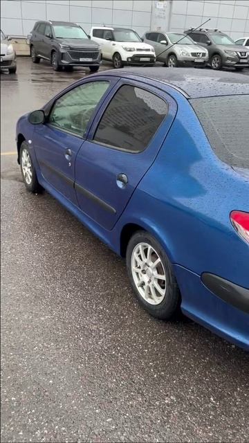 Не попали в цвет кузова авто при покраске..
